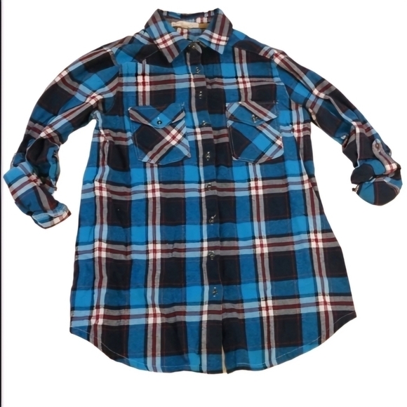 Hint of Mint Flannel and Floral Lace Button Up - Picture 2 of 10